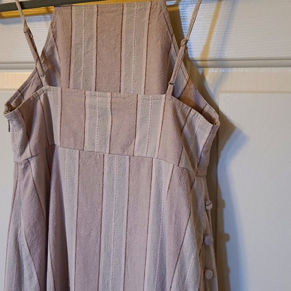 Urban Outfitters sundress - Picture 6 of 12
